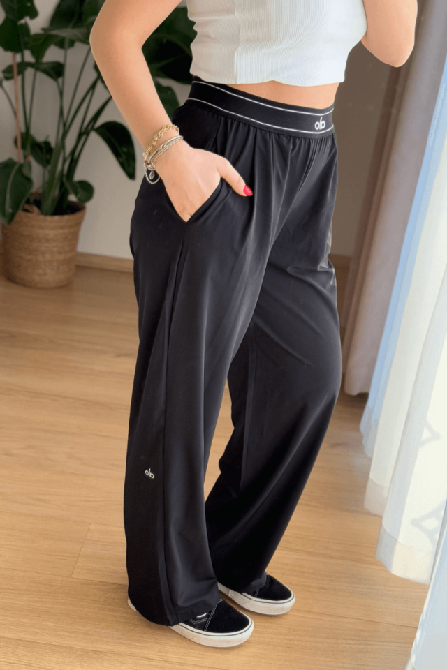 Siyah Beli Lastikli Rahat Bol Paça Pantolon