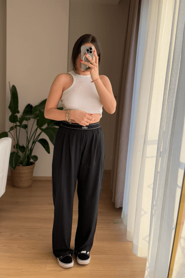 Siyah Beli Lastikli Rahat Bol Paça Pantolon