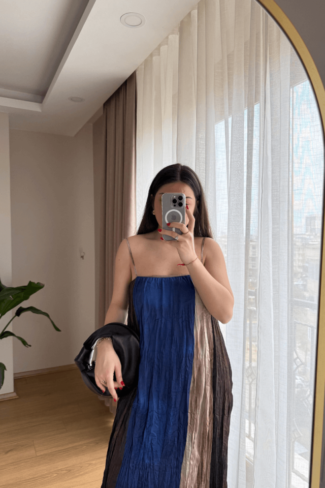 Lacivert Geçişli Pilili Askılı Elbise