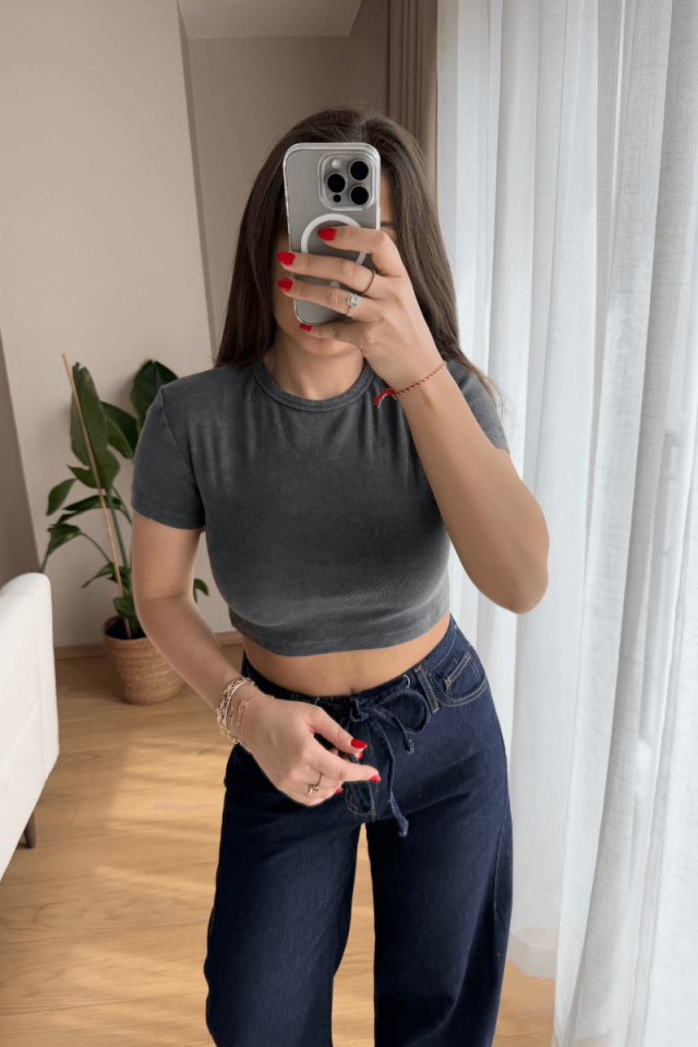 Antrasit Crop Tişört