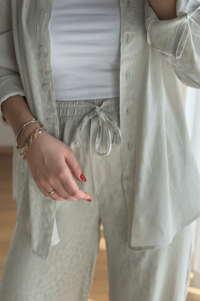 Taş Saten Viskon Jakar Takım