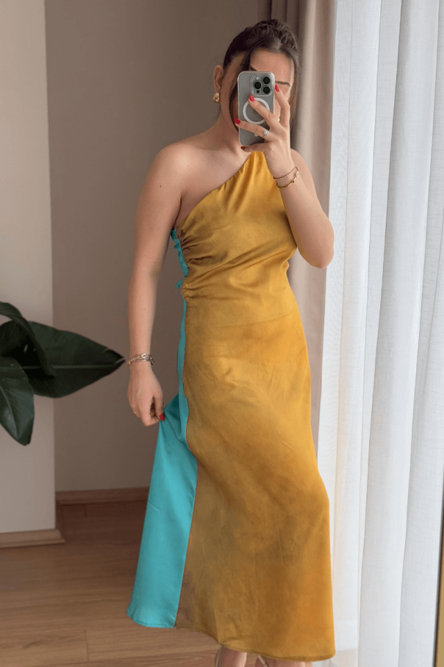 Sarı Saten Tek Omuz Sırt Dekolteli Uzun Elbise