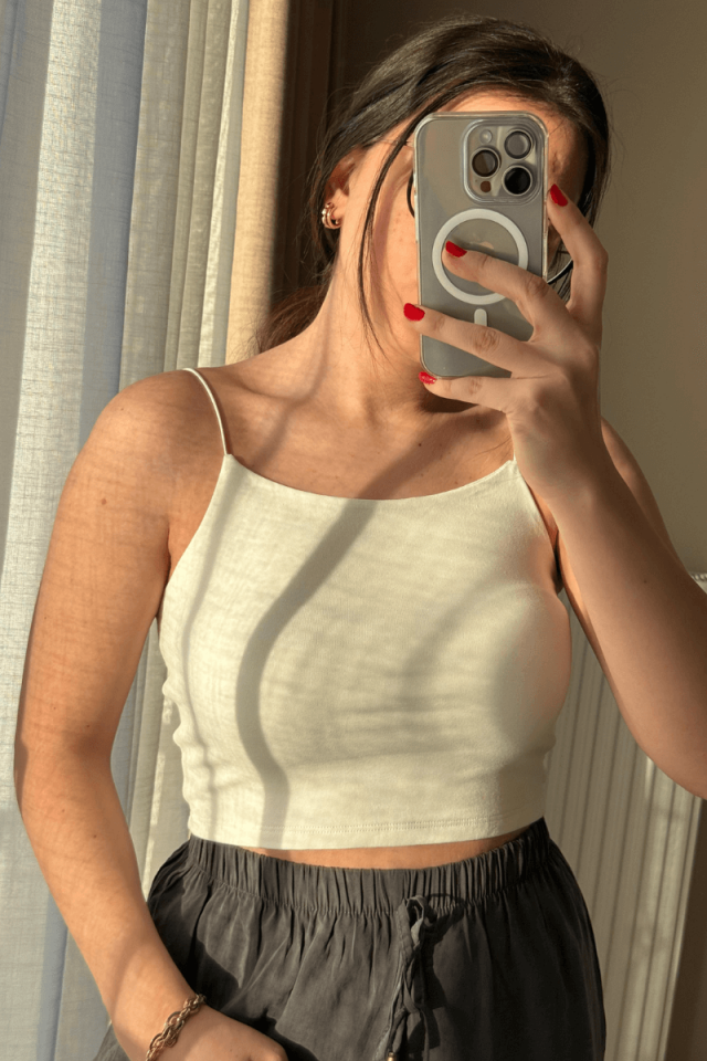 Ekru İp Askılı Atlet