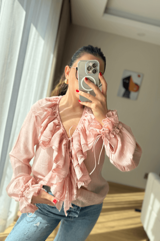 Pembe Fırfırlı İsveç Gömlek