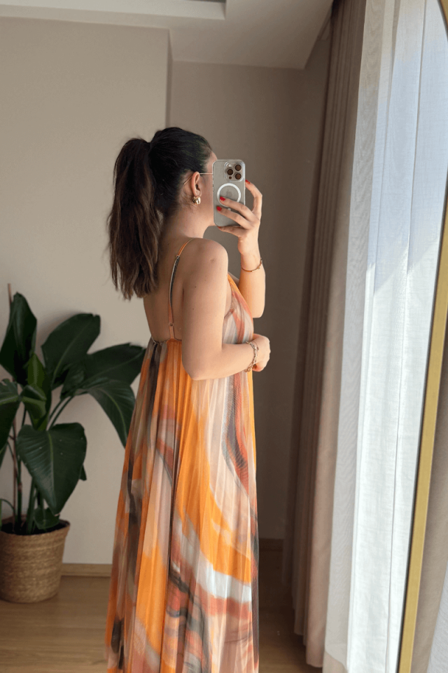 Renk Geçişli İnce Askılı Piliseli Uzun Elbise