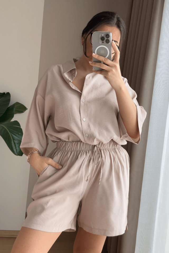 Açık Bej Şort Gömlek Takım