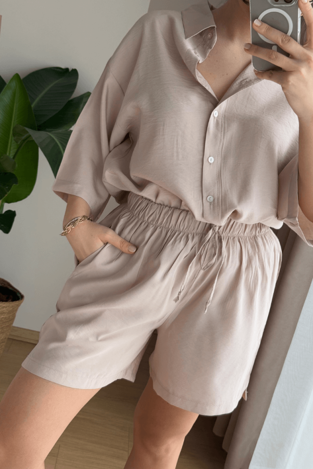 Açık Bej Şort Gömlek Takım