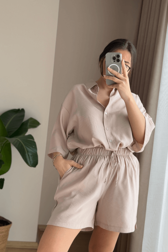 Açık Bej Şort Gömlek Takım