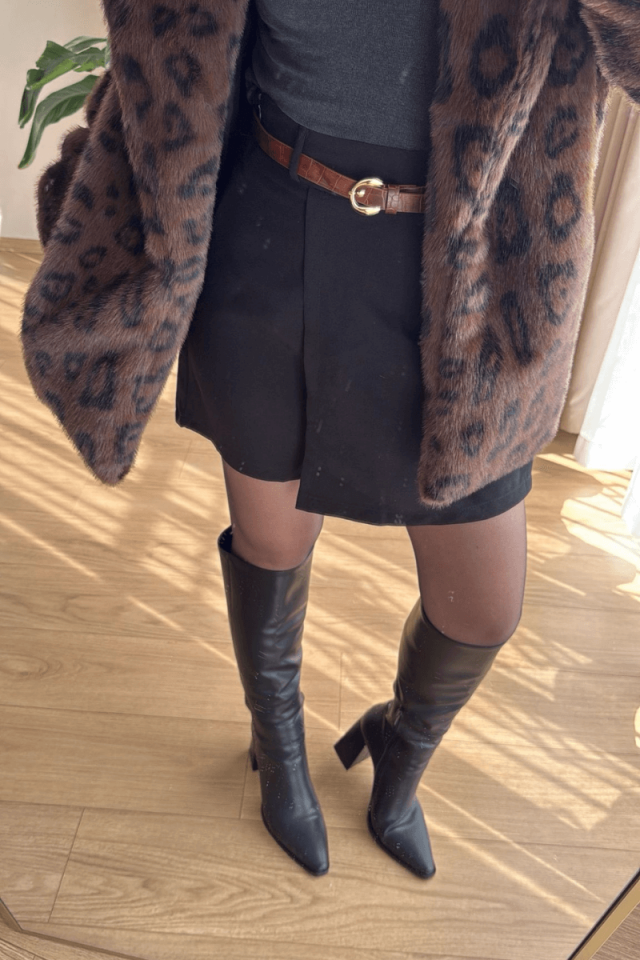 Siyah Premium Kemerli Şort Etek(Kemer Dahil)