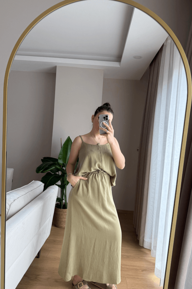 Haki Tensel Askılı Bluz Etek Takım