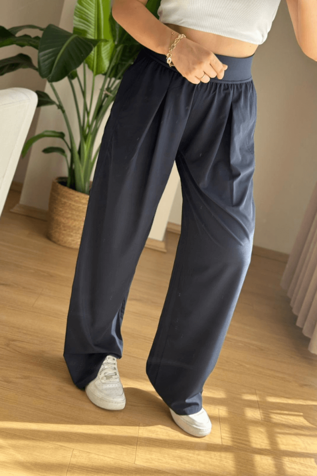 Lacivert Beli Lastikli Rahat Bol Kesim Pantolon