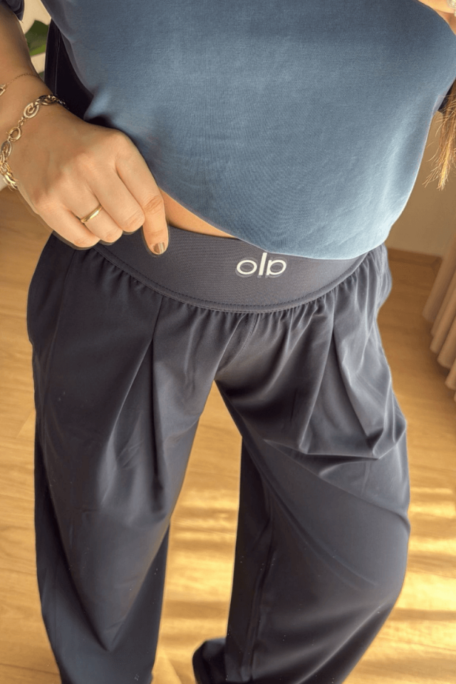 Lacivert Beli Lastikli Rahat Bol Kesim Pantolon