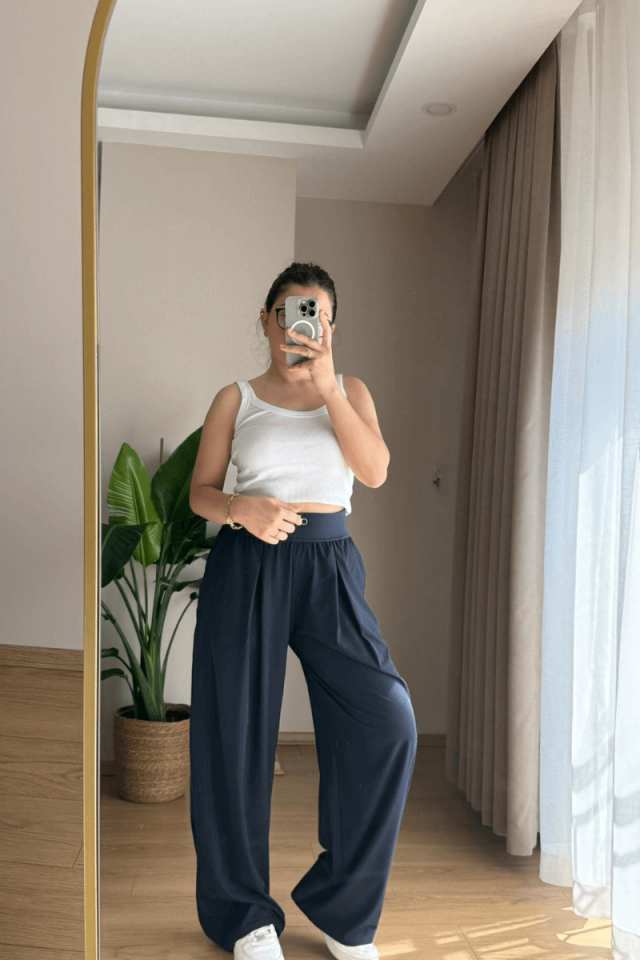 Lacivert Beli Lastikli Rahat Bol Kesim Pantolon