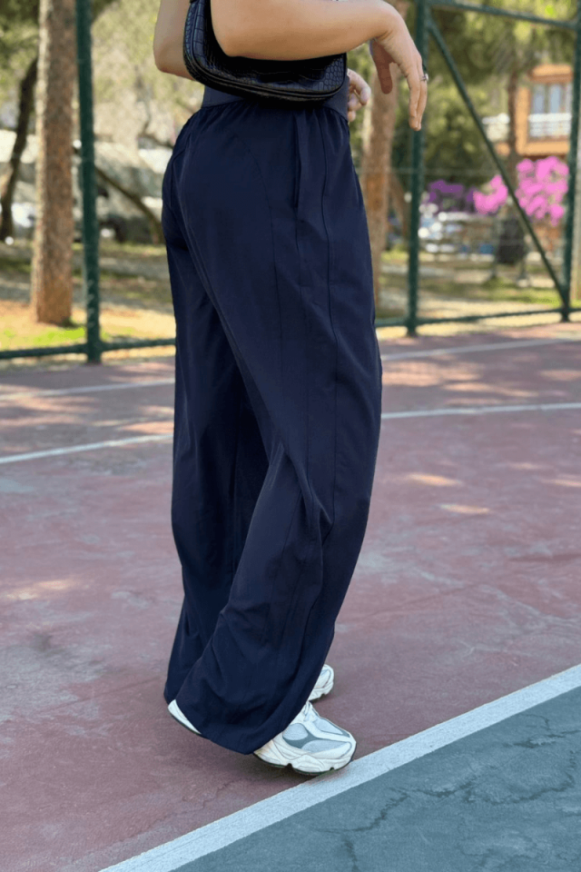 Lacivert Beli Lastikli Rahat Bol Kesim Pantolon