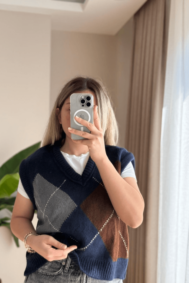 Lacivert Baklava Desen Süveter