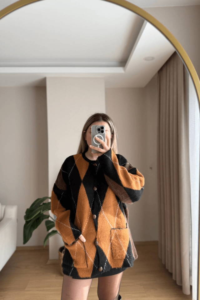 Baklava Desen Cepli Hırka - Siyah/Koyu Tarçın