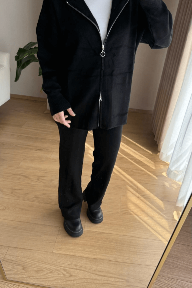 Siyah Triko Hırkalı Takım