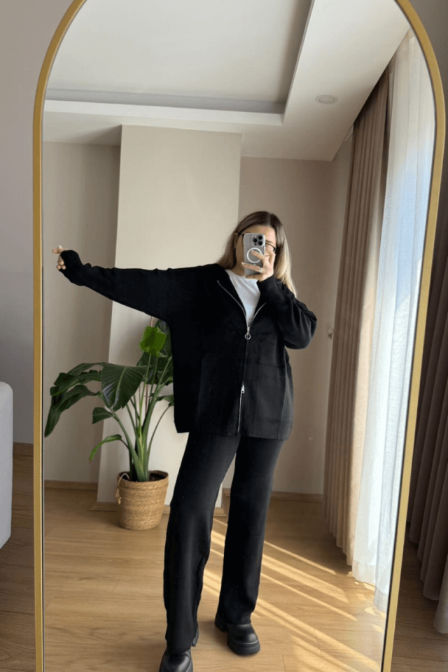 Siyah Triko Hırkalı Takım