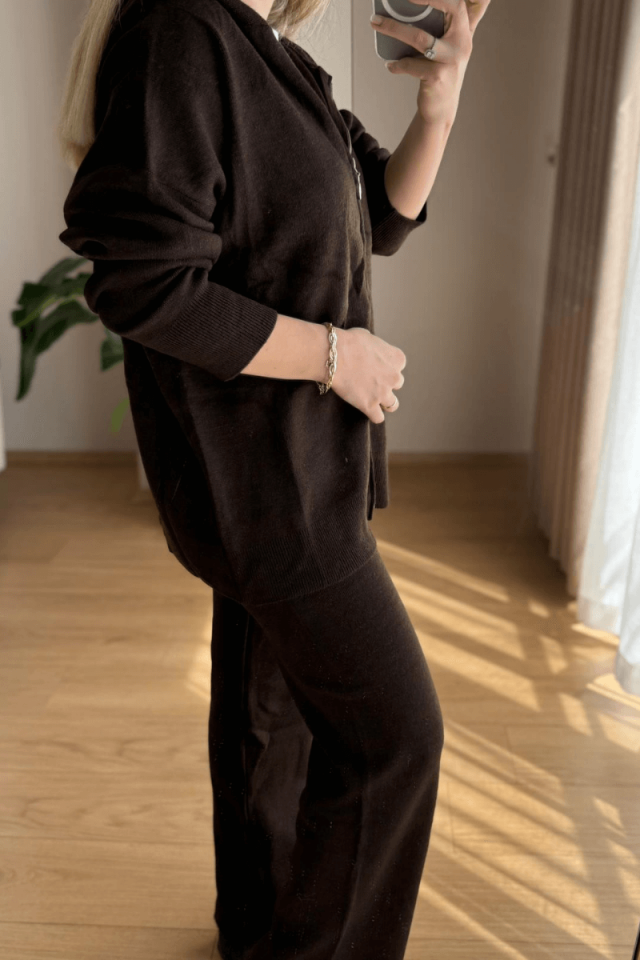 Acı Kahve Triko Hırkalı Takım