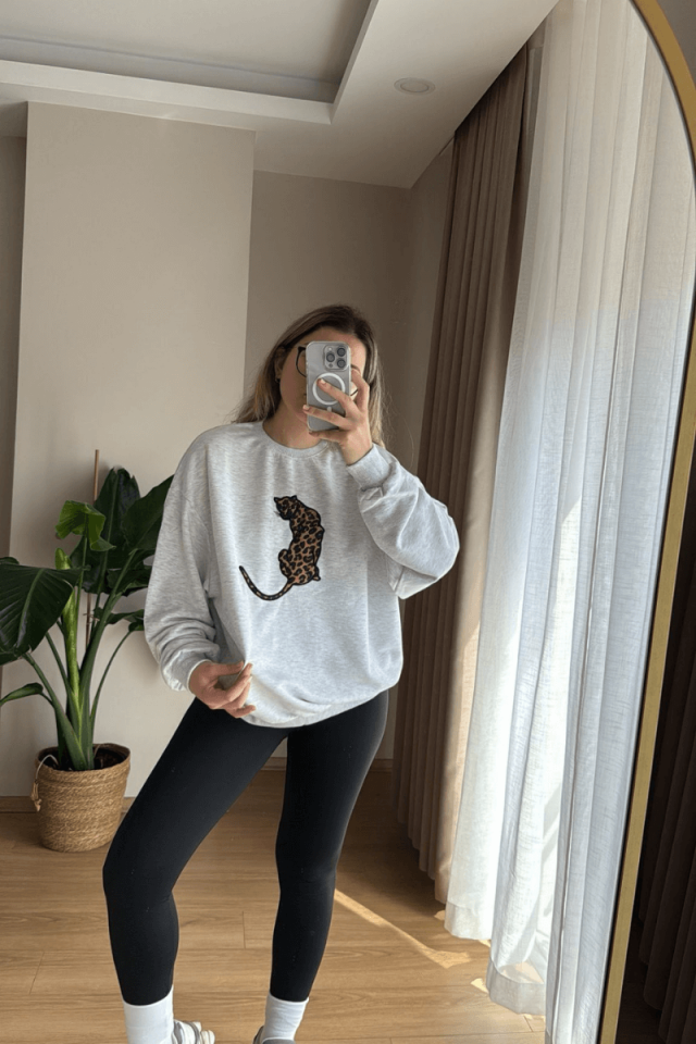 Leopar Nakışlı Sweatshirt (Gri)