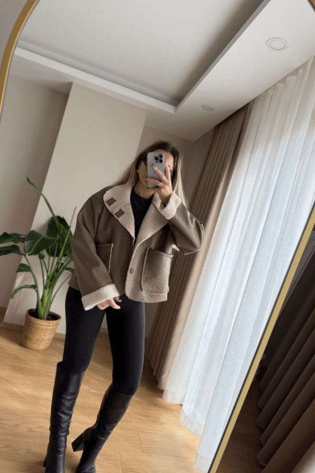 İçi Kürklü Vizon Deri Ceket﻿ (Oversize)
