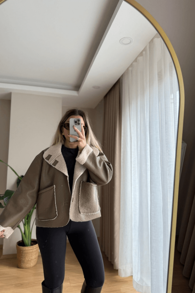 İçi Kürklü Vizon Deri Ceket﻿ (Oversize)