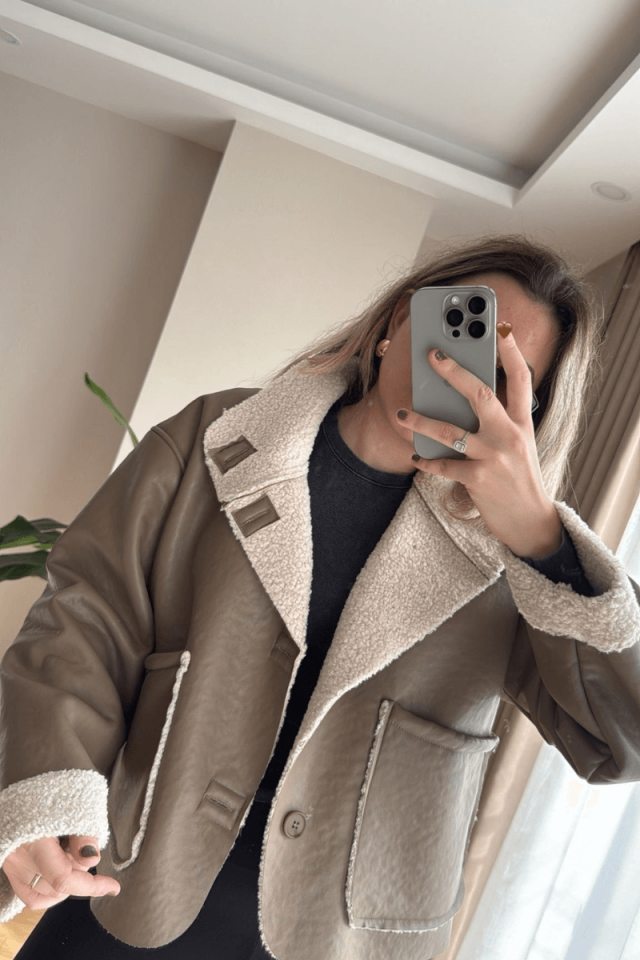 İçi Kürklü Vizon Deri Ceket﻿ (Oversize)