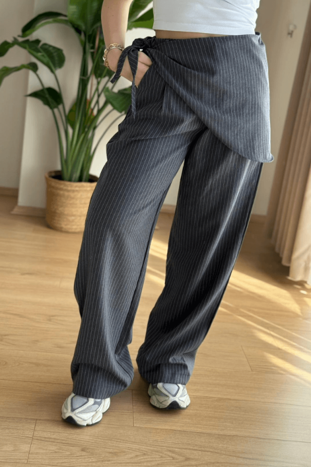 Gri Çizgili Pantolon