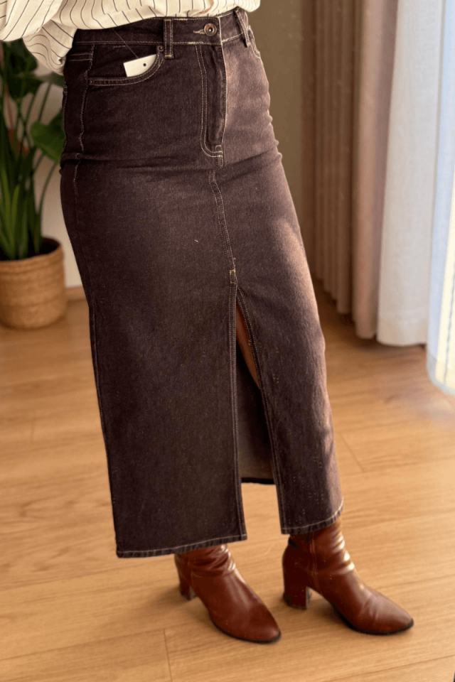 Kahve Önden Yırtmaçlı Uzun Kot Etek