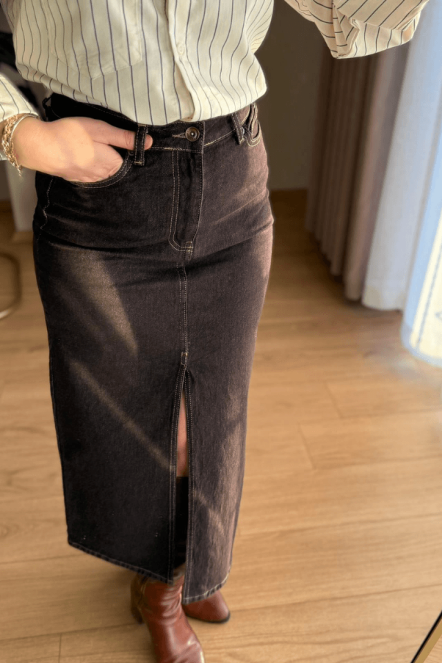 Kahve Önden Yırtmaçlı Uzun Kot Etek