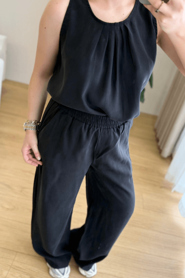 Siyah Kalın Askılı Tencel Takım