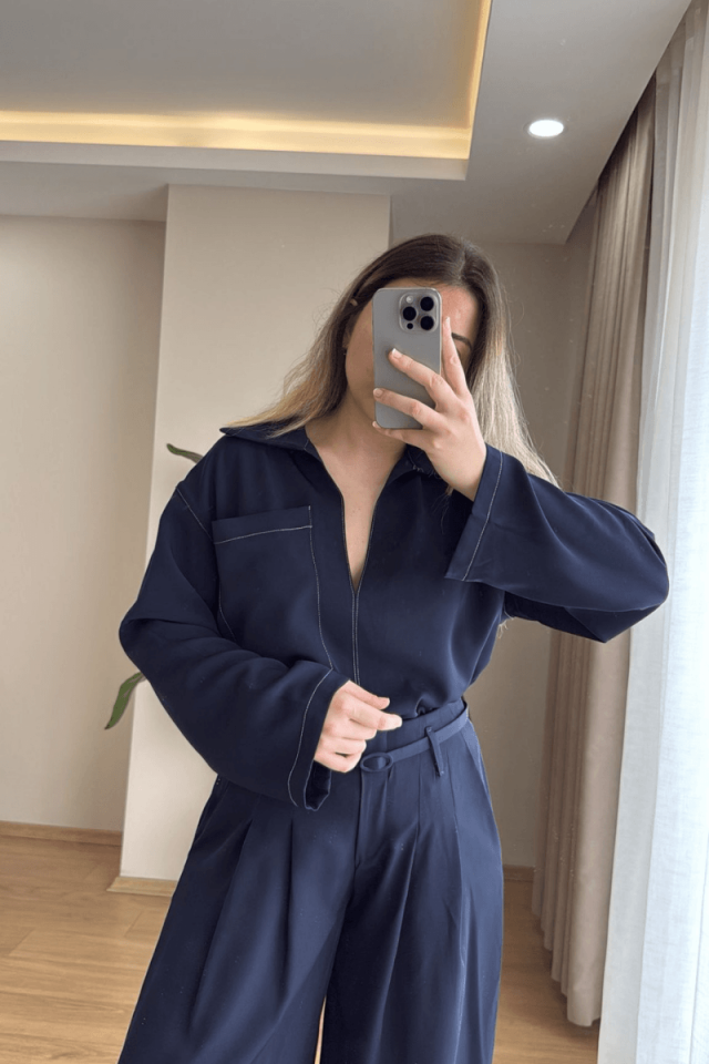 Lacivert V Yaka Kemerli Premium Takım