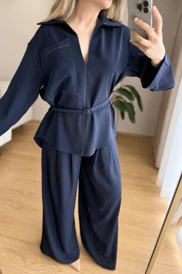 Lacivert V Yaka Kemerli Premium Takım