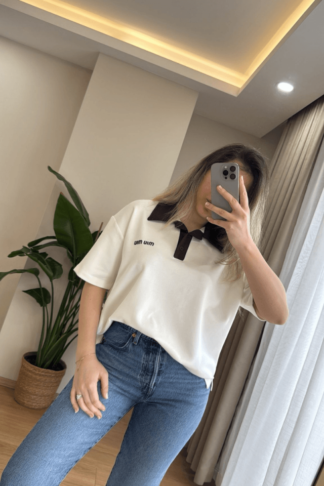 Ekru Marka Model Polo Yaka Tişört