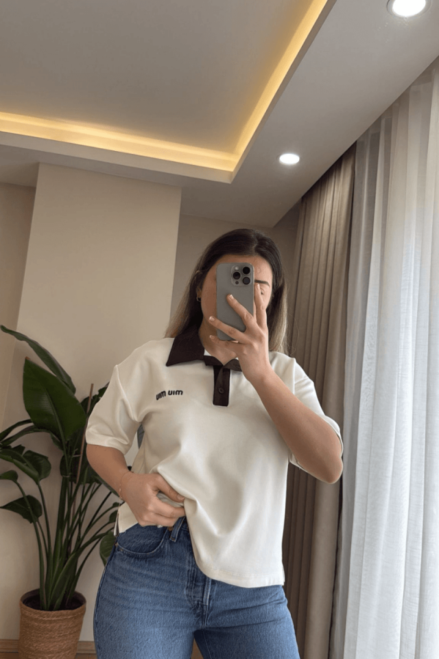 Ekru Marka Model Polo Yaka Tişört