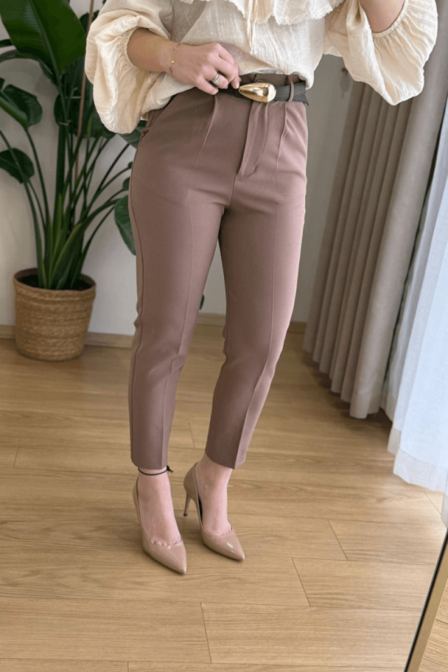 Açık Kahve Kemerli Pantolon