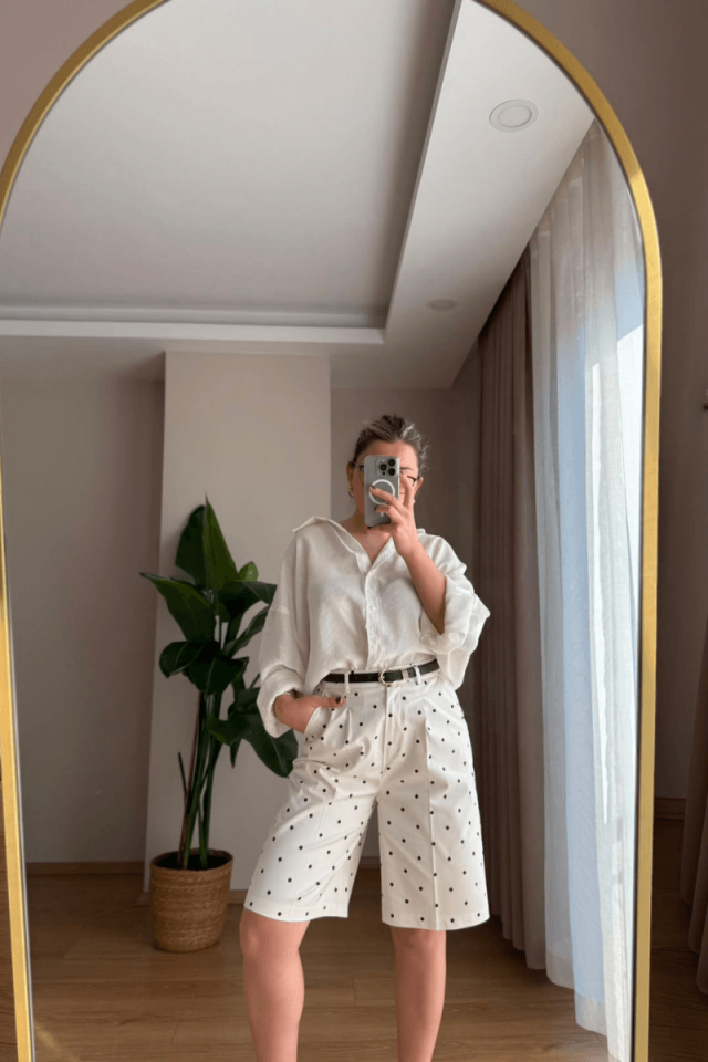 Puantiyeli Kemerli Bermuda Şort